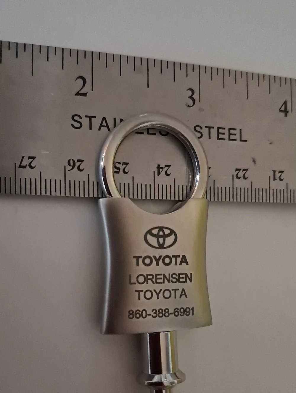 Toyota Logo Metal Removable 2 Rings Key ring NIB Westbrook, Connecticut Unisex